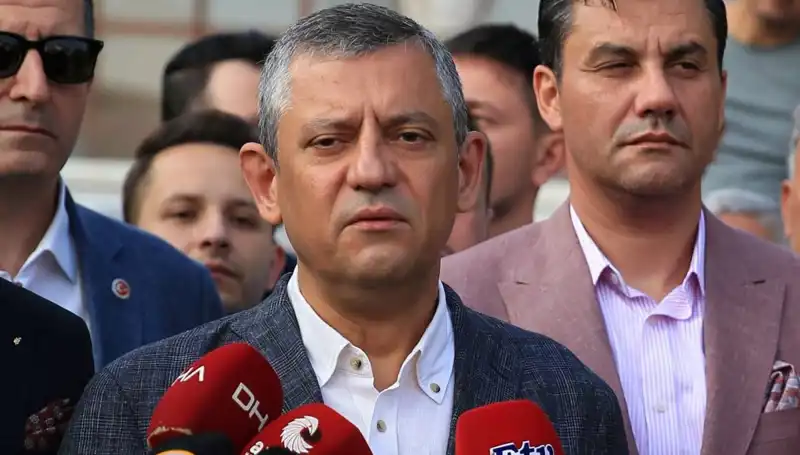 Özgür Özel’den Çarpıcı Açıklama: "Bu Bayram Bize Bayram Gibi Gelmedi!"