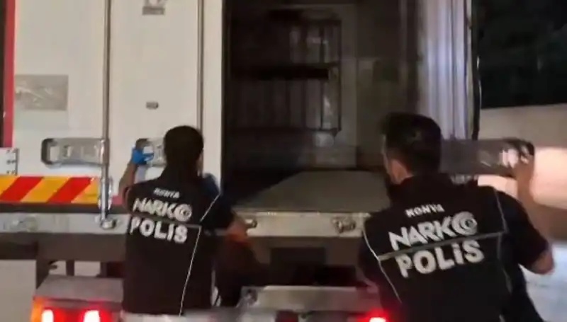 Konya'da Şok Uyuşturucu Operasyonu: Dört Şüpheli Gözaltına Alındı