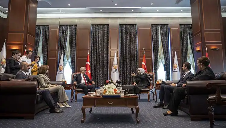 AK Parti Bayramlaşma Programı Açıklandı: CHP'nin Daveti Neden Yok?