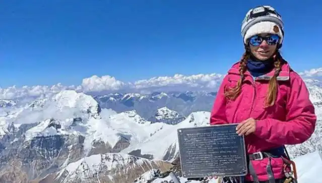 Kırık Bacakla Dağların Zirvesinde Kaybolan Rus Dağcı: İki Haftadır Cevap Bekliyor
