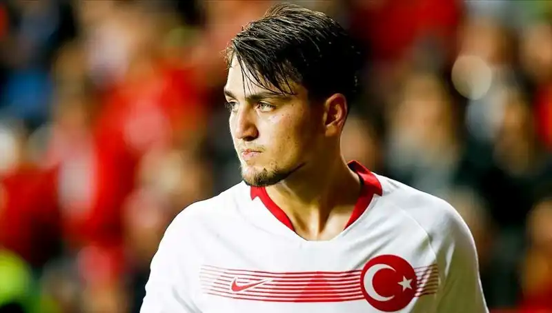 Beşiktaş, Milli Futbolcunun Transfer Sürecine Hız Verdi: Yanıtı Şaşırttı