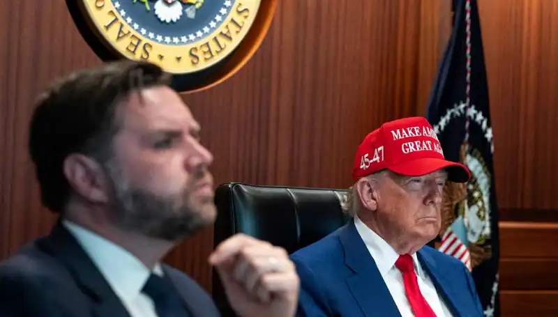 Trump’a Yönelik İkinci Azil Tasarısı Reddedildi: ABD Siyasetinde Yeni Dönem Mi?