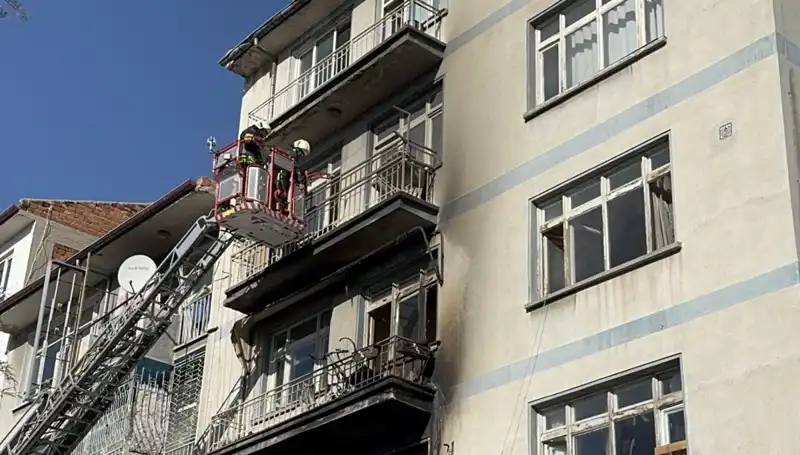 Konya'da Feci Yangın: İki Çocuk Hayatını Kaybetti, Aile ve Komşular Şokta