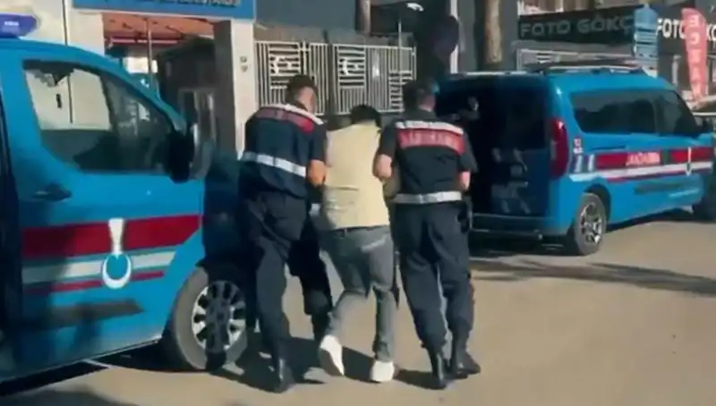 10 İlde Gerçekleştirilen Dev Operasyon: 74 Suçlu Gözaltında!