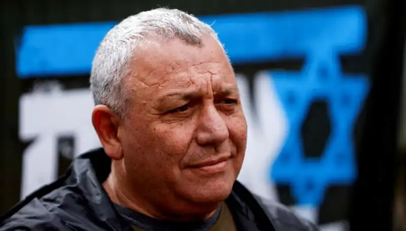 İsrail'de Siyasi Deprem! Gadi Eisenkot İstifa Etti ve Ülkeyi Sarsan Gelişmeler