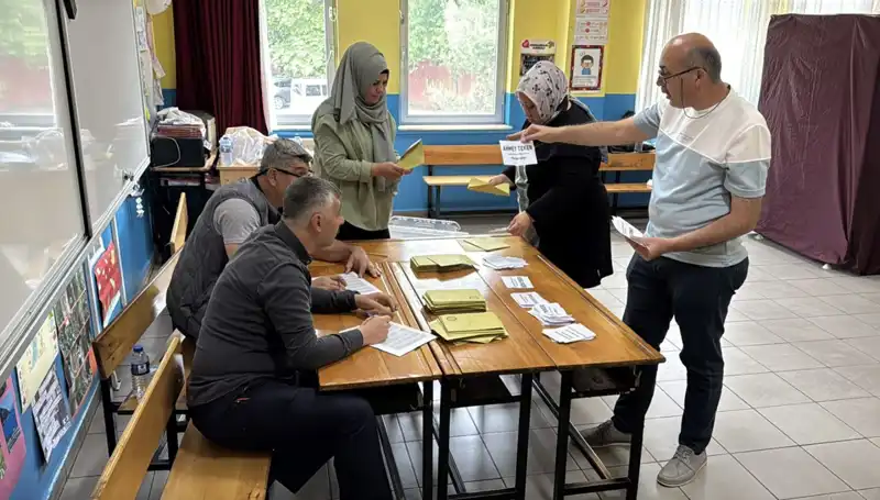 Türkiye'de 405 Mahalle ve Köyde Seçimler: Yeni Muhtarlar Belirlendi