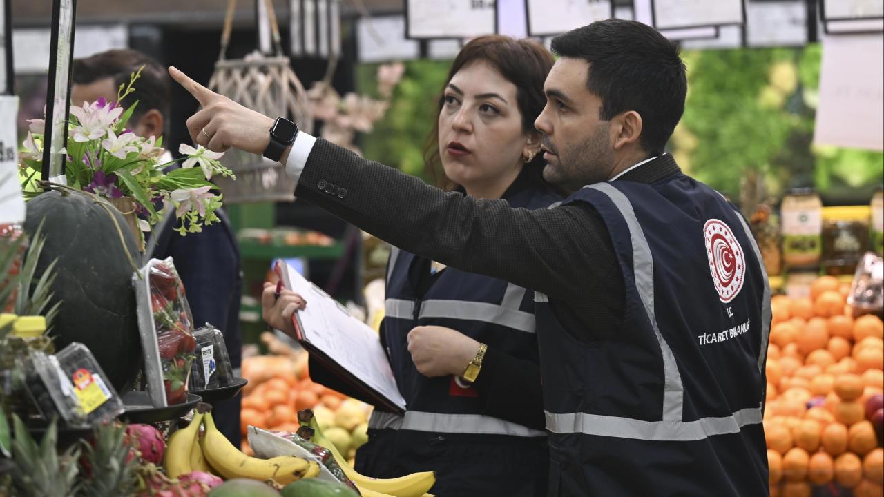 Ceza Yağdı! Fahiş Fiyat Uygulayan İşletmelere 10 Milyon TL