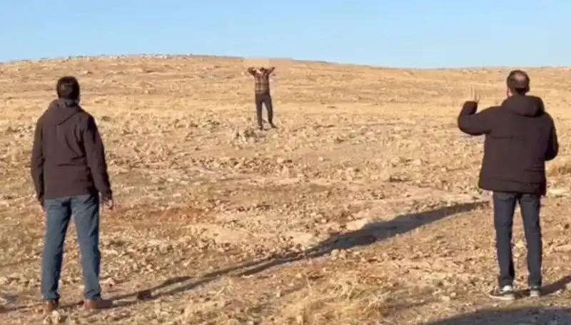 Jandarma ve MİT'ten Koordineli Operasyon: Terör Örgütü Sabotajcısı Teslim Oldu