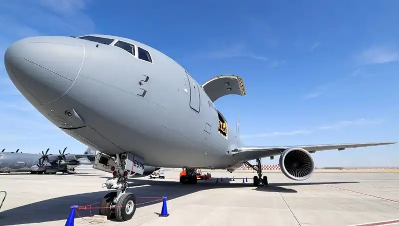 İsrail, İran'a Gözdağı İçin Yeni KC-46 Uçaklarını Gönderiyor